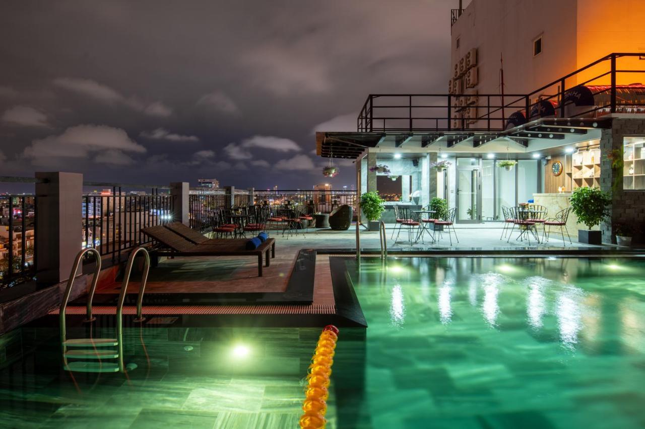 Tan Phuong Nam Hotel & Apartment Da Nang Exterior photo