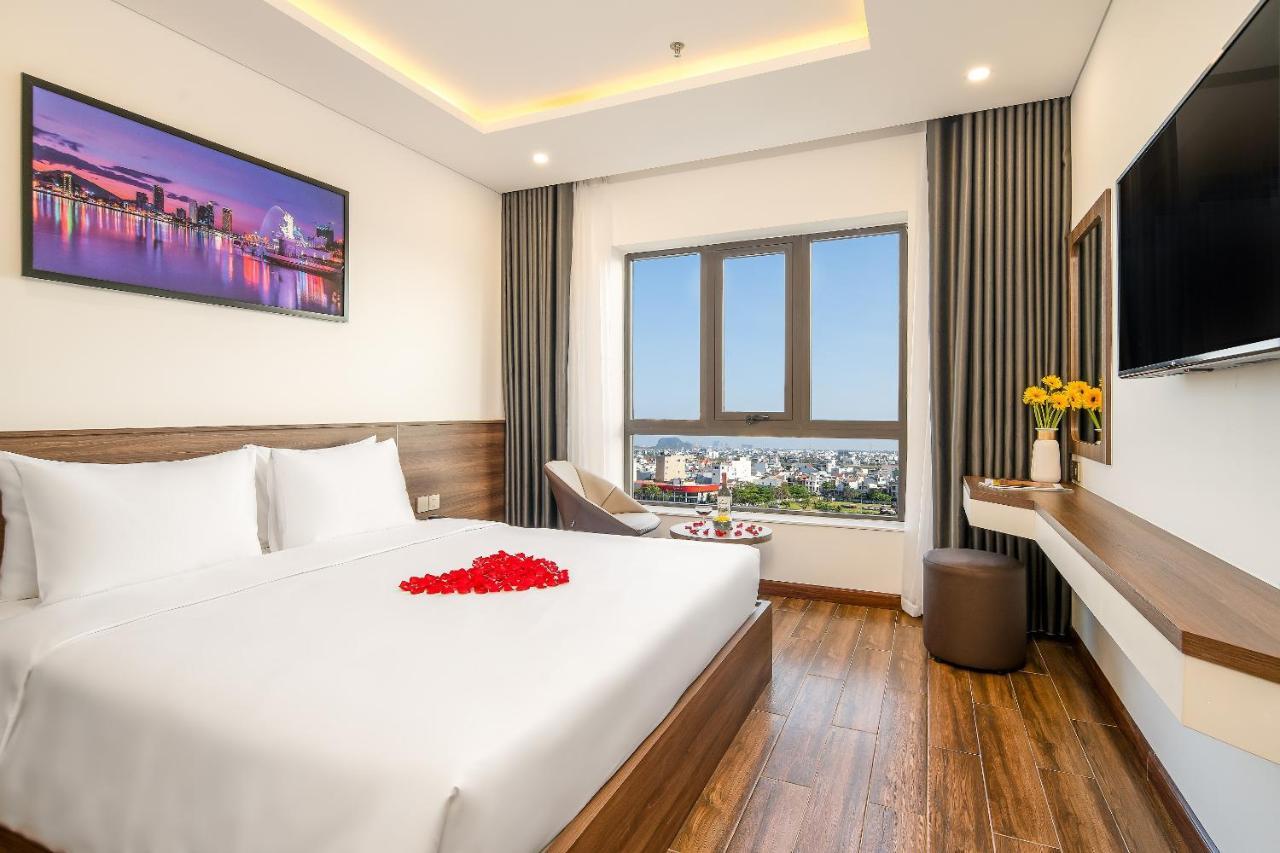 Tan Phuong Nam Hotel & Apartment Da Nang Exterior photo